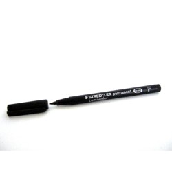 MARCADOR PERMANENTE FINO NEGRO LUMOCOLOR STAEDTLER